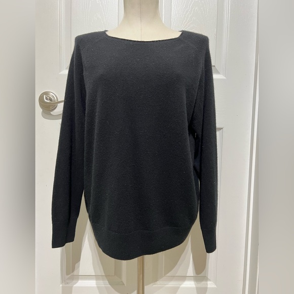 Dries Van Noten 100% Cashmere Size Medium - Picture 7 of 10